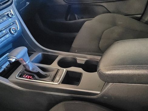 Used 2018 Kia Optima LX image 26