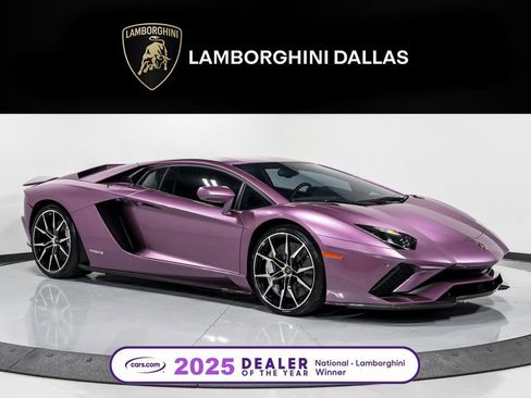 Used 2018 Lamborghini Aventador S image 1