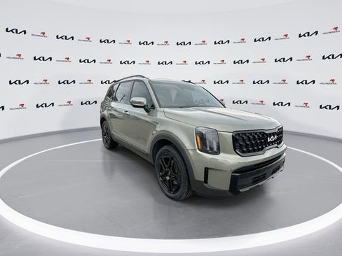 Used 2024 Kia Telluride EX X-Line AWD/4WD image 2