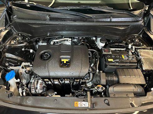 Used 2023 Kia Seltos EX image 23