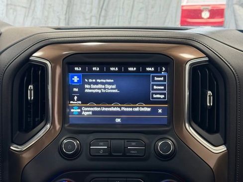 Used 2021 Chevrolet Silverado 1500 High Country w/ Technology Package AWD/4WD image 14