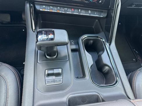 Used 2026 GMC Sierra 1500 AT4 w/ AT4 Premium Package AWD/4WD image 17