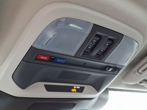 New 2026 Subaru Crosstrek 2.0i Premium image 18