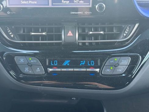 Used 2021 Toyota C-HR XLE FWD image 22