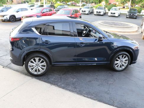 Certified 2023 MAZDA CX-5 Signature AWD/4WD image 5