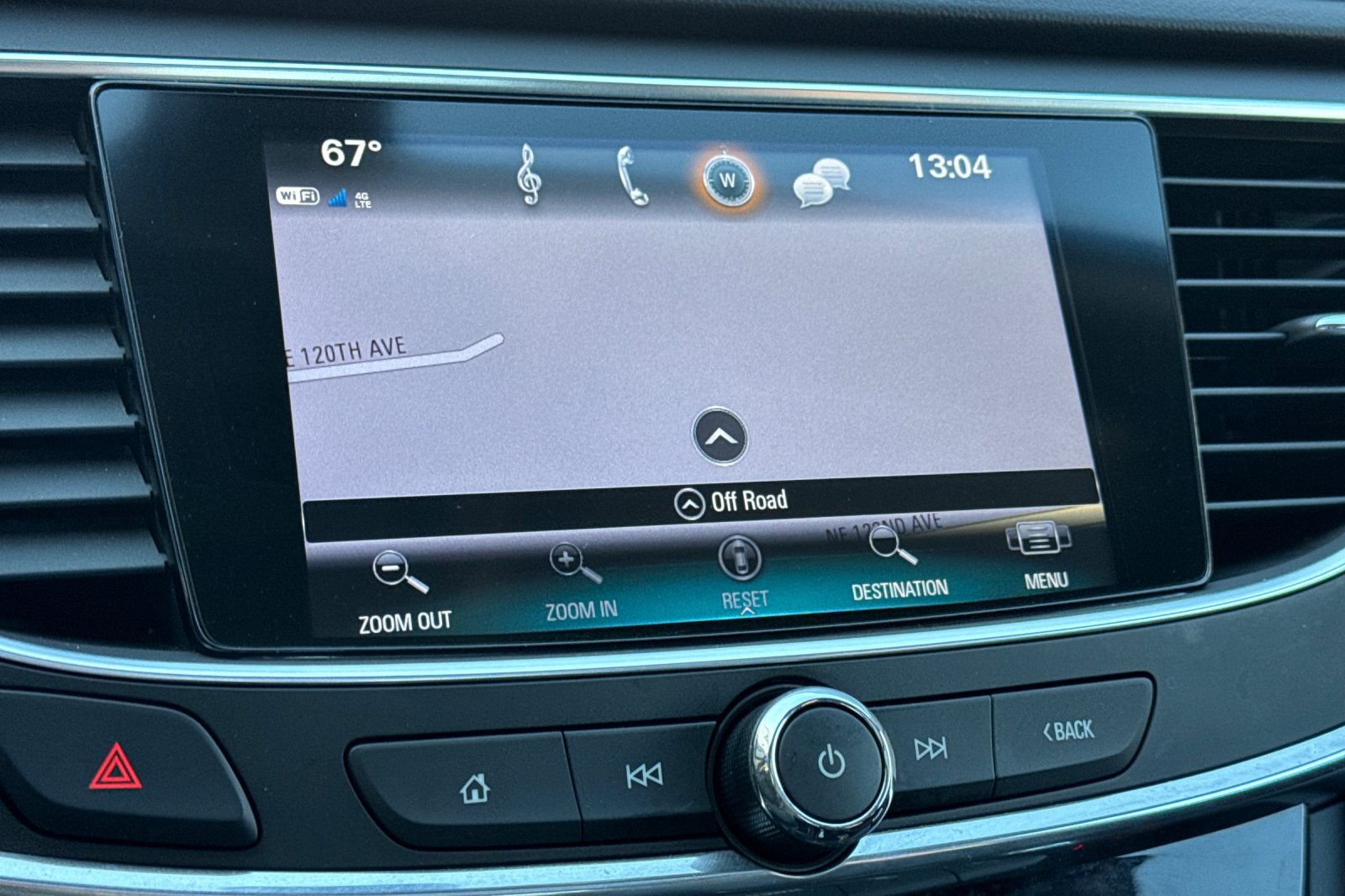 Used 2017 Buick LaCrosse Essence w/ Dynamic Driver Package FWD image 18