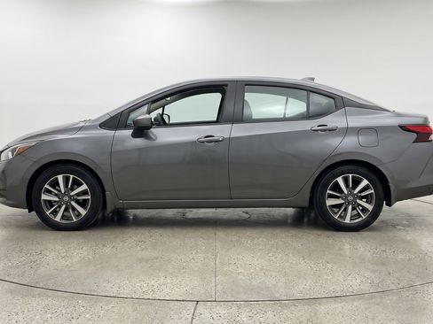 Used 2025 Nissan Versa SV FWD image 5