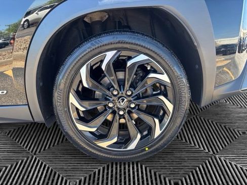 Used 2020 Lexus UX 250h F Sport w/ F Sport Premium Package AWD/4WD image 31