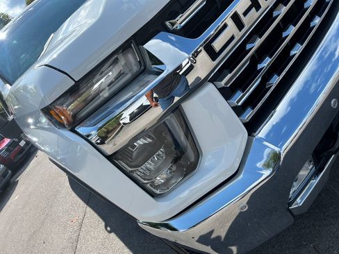 Used 2020 Chevrolet Silverado 2500 LTZ w/ LTZ Plus Package AWD/4WD image 39