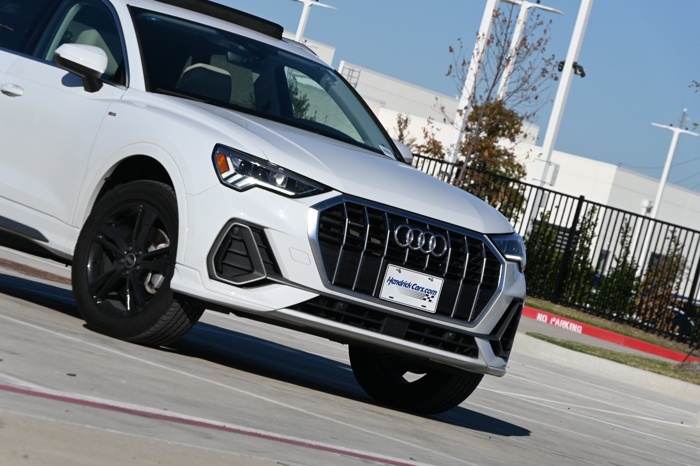 Used 2023 Audi Q3 2.0T Premium w/ Convenience Package AWD/4WD image 36