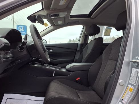 Used 2024 Honda Accord EX image 6