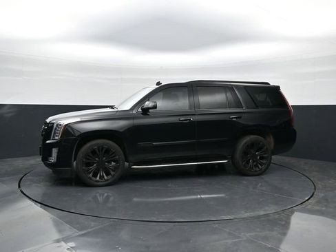 Used 2015 Cadillac Escalade Luxury AWD/4WD image 4