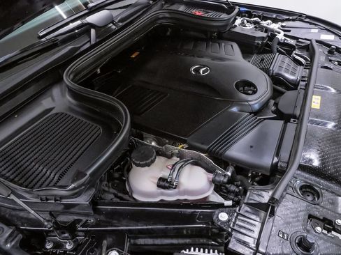 Used 2024 Mercedes-Benz GLS 450 4MATIC image 36