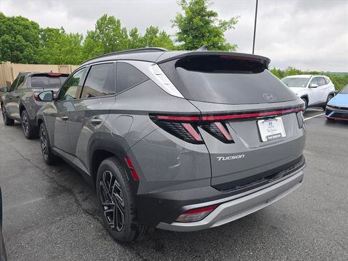 New 2026 Hyundai Tucson Limited FWD image 3