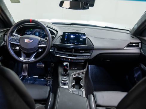 Certified 2025 Cadillac CT4 V Blackwing w/ Carbon Fiber 1 Package image 9