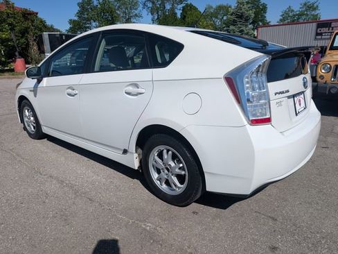 Used 2010 Toyota Prius FWD image 4