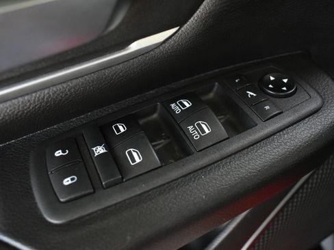 Used 2022 RAM 1500 Big Horn AWD/4WD image 12