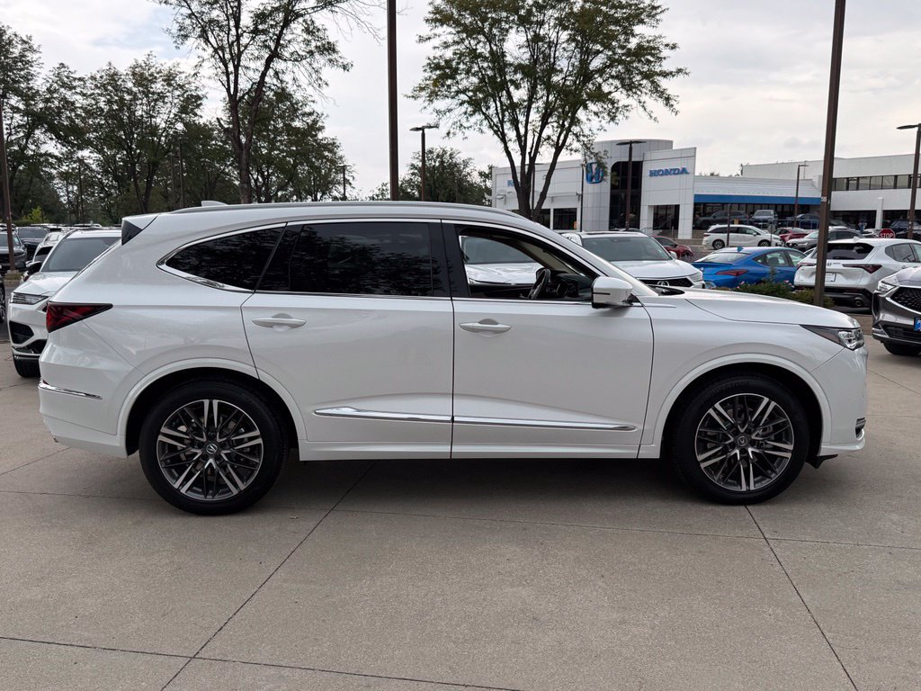 Used 2025 Acura MDX w/ Advance Package AWD/4WD image 3