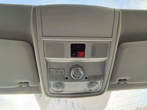 Used 2017 Volkswagen Passat 1.8T SE image 48