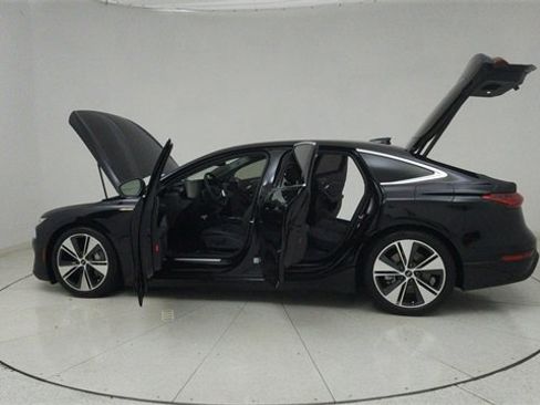 Used 2025 Audi A6 e-tron Prestige w/ Black Warm Weather Package image 78