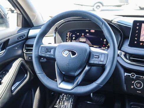 Certified 2026 INFINITI QX60 Luxe w/ Cargo Package FWD image 15