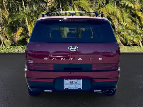 Used 2025 Hyundai Santa Fe SEL FWD image 6