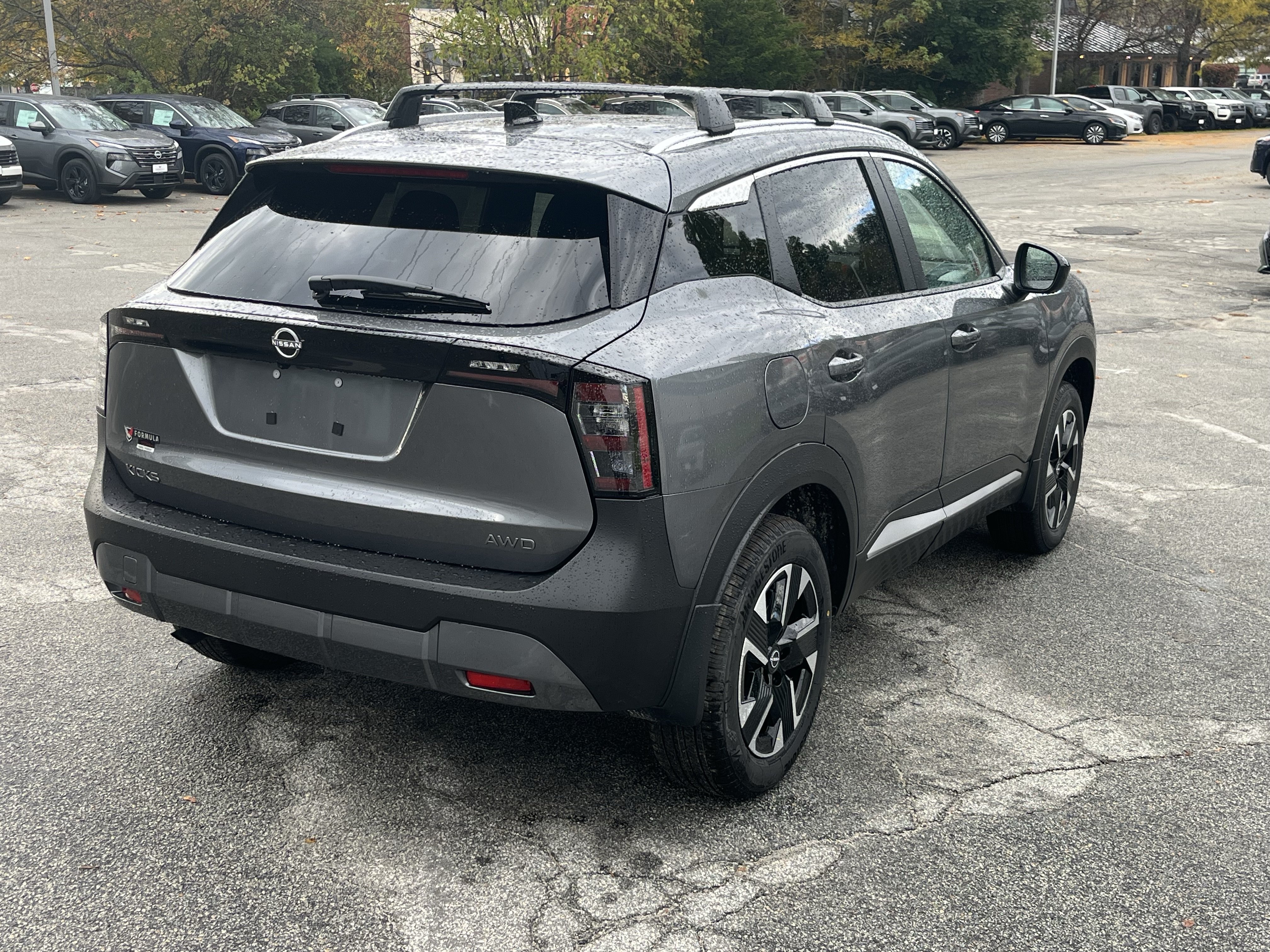 New 2027 Nissan Kicks SV AWD/4WD image 7