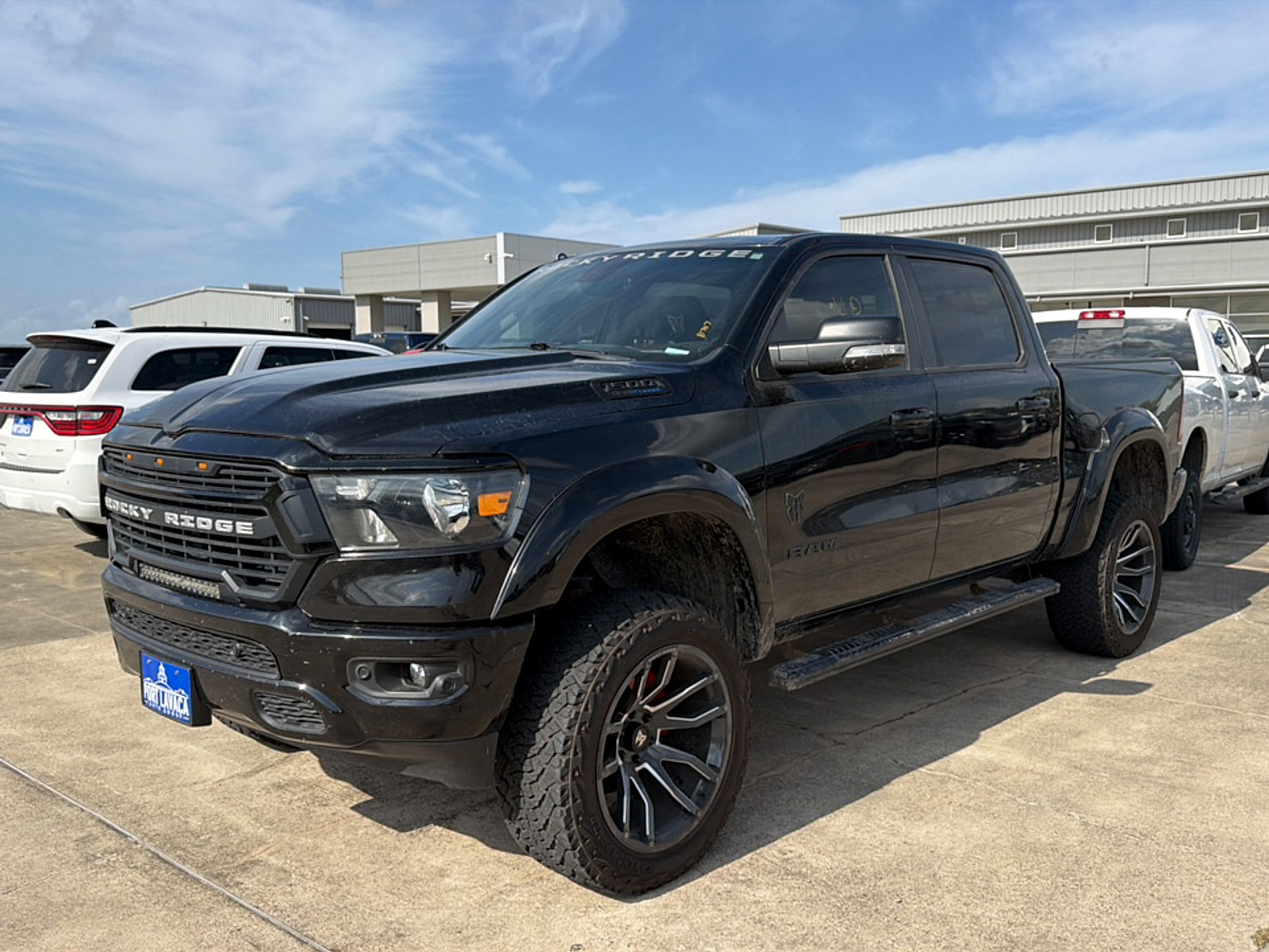 Used 2022 RAM 1500 Big Horn AWD/4WD image 3
