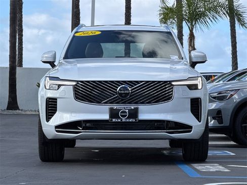 New 2026 Volvo XC90 B5 Plus image 8