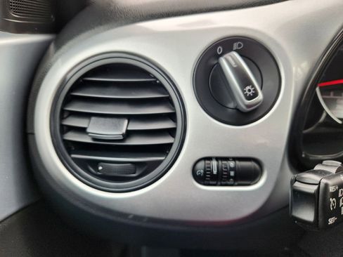 Used 2015 Volkswagen Beetle 1.8T image 24