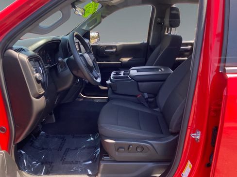 Used 2024 Chevrolet Silverado 1500 Custom RWD image 9