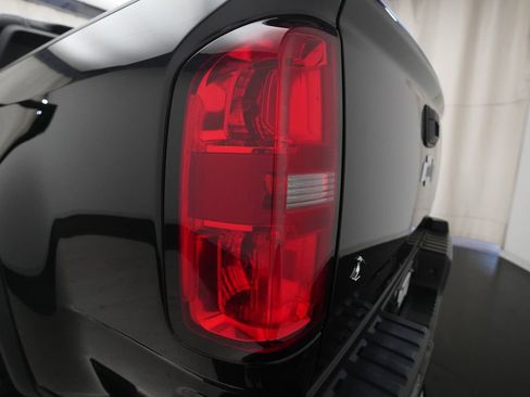Used 2017 Chevrolet Colorado ZR2 AWD/4WD image 33