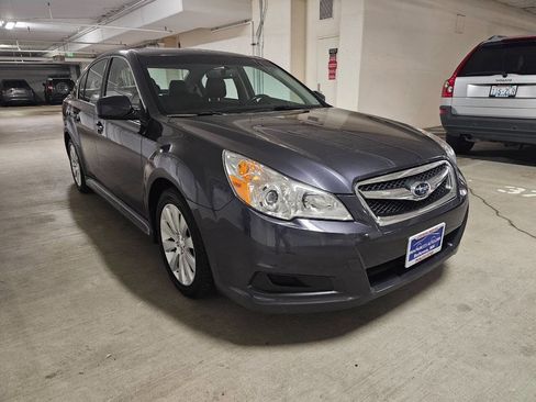 Used 2011 Subaru Legacy 2.5i Limited image 7