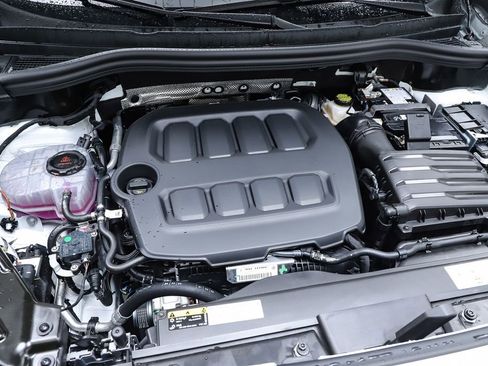 New 2026 Volkswagen Tiguan S FWD image 28