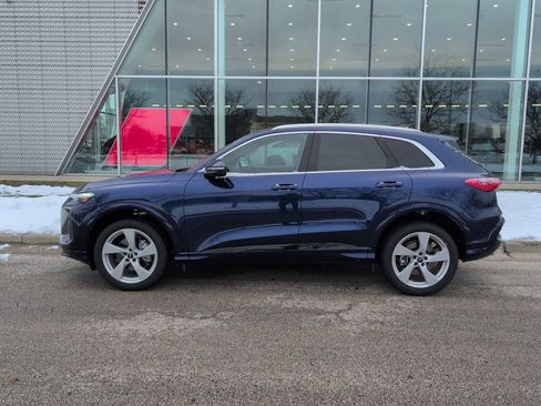 New 2025 Audi Q5 Premium Plus image 30