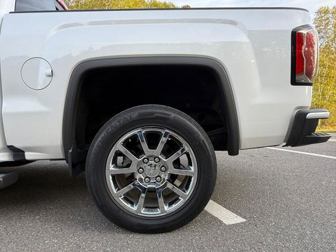 Used 2017 GMC Sierra 1500 Denali AWD/4WD image 9