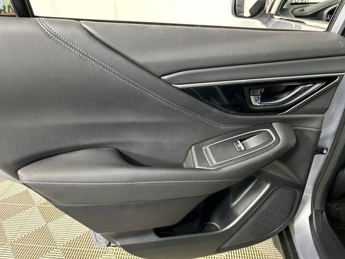 Used 2022 Subaru Outback Limited image 15