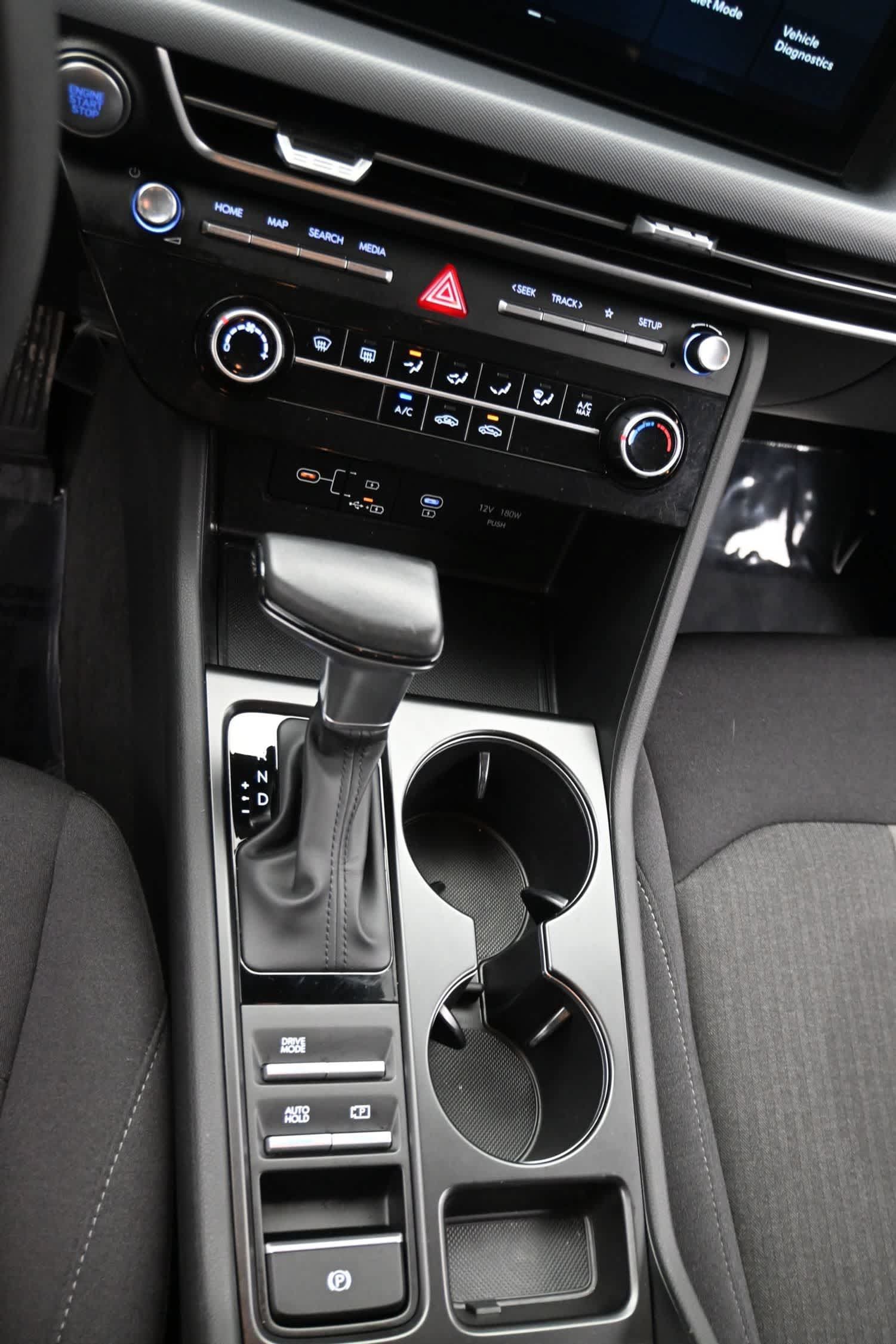 Used 2025 Hyundai Sonata SE FWD image 21