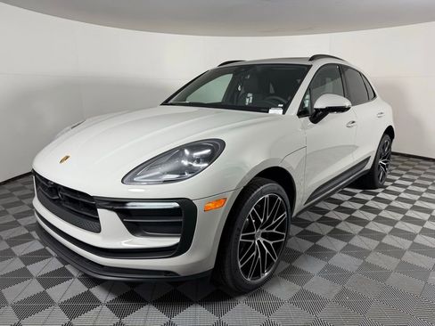 Certified 2026 Porsche Macan image 1