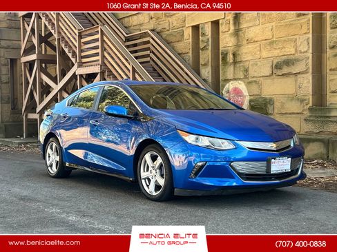 Used 2017 Chevrolet Volt LT w/ Comfort Package image 1