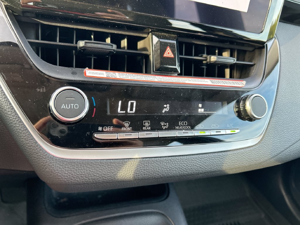 Used 2025 Toyota Corolla LE FWD image 24