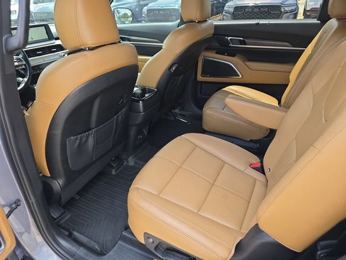 Used 2021 Kia Telluride SX w/ Nightfall Edition Package AWD/4WD image 31