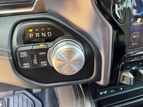 Used 2019 RAM 1500 Limited AWD/4WD image 13