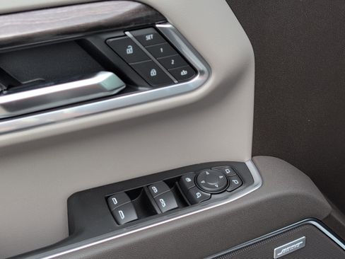 New 2026 Chevrolet Silverado 1500 LTZ w/ LTZ Premium Package image 16