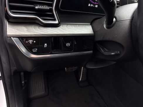 Used 2023 Kia Sportage X-Pro AWD/4WD image 19
