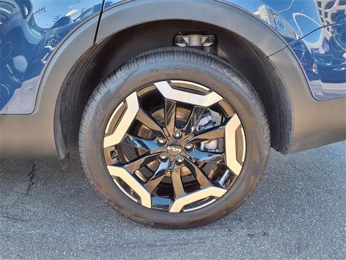 Used 2025 Kia Telluride S image 7