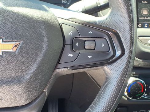 Used 2023 Chevrolet TrailBlazer LT FWD image 18