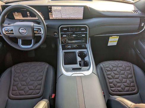 New 2026 Nissan Armada Platinum image 17