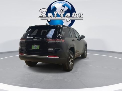 Used 2025 Jeep Grand Cherokee Limited image 10
