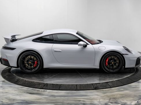 Used 2026 Porsche 911 Carrera GTS RWD image 25